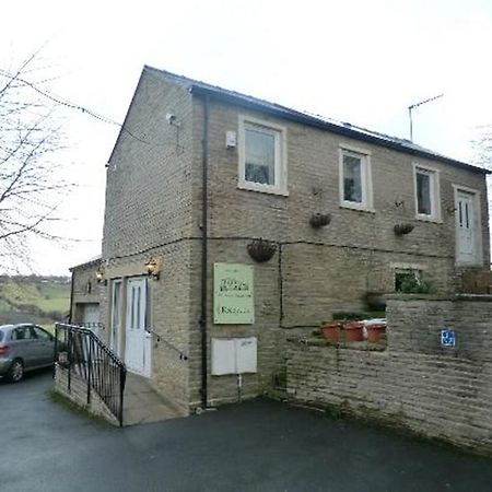 The Lodge At Birkby Hall Brighouse Esterno foto